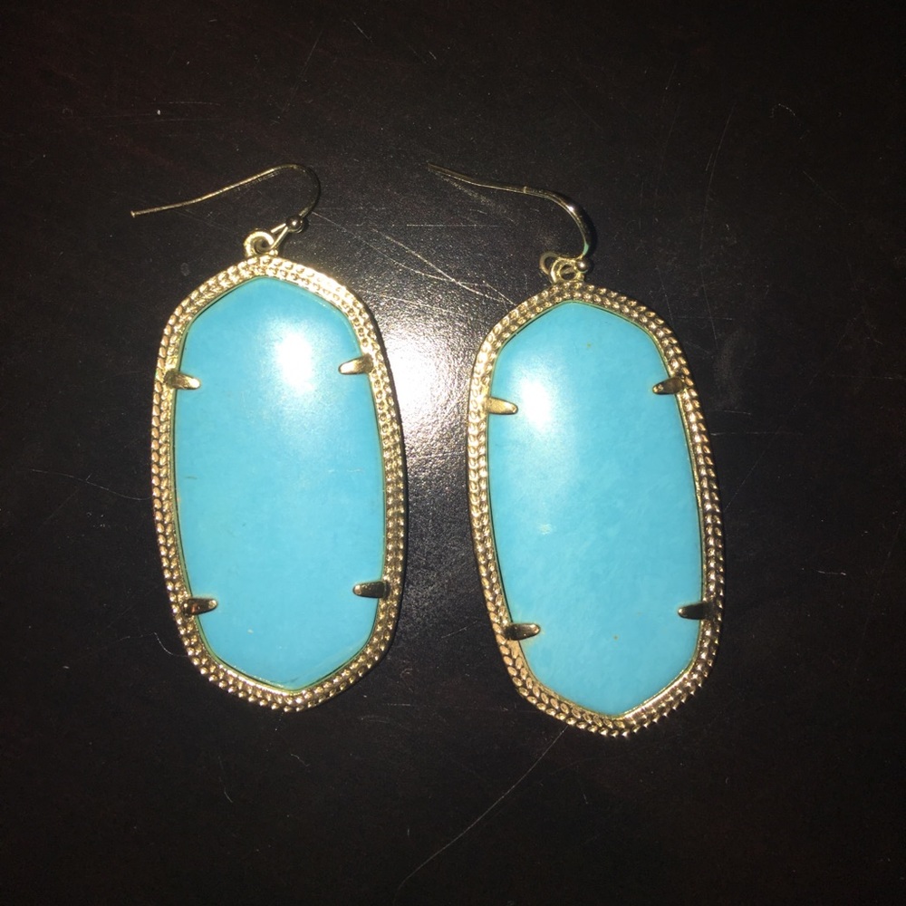 Authentic Kendra Scott Danielle Earrings