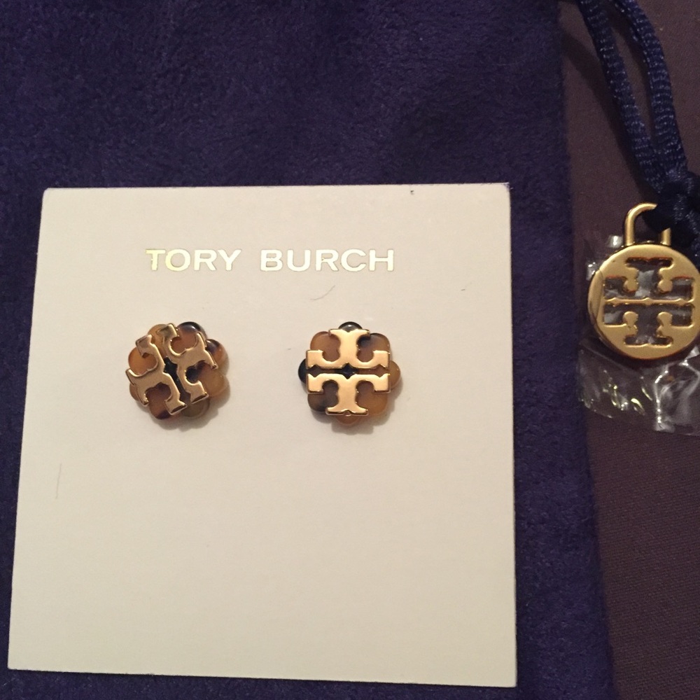 Tortoise Studs