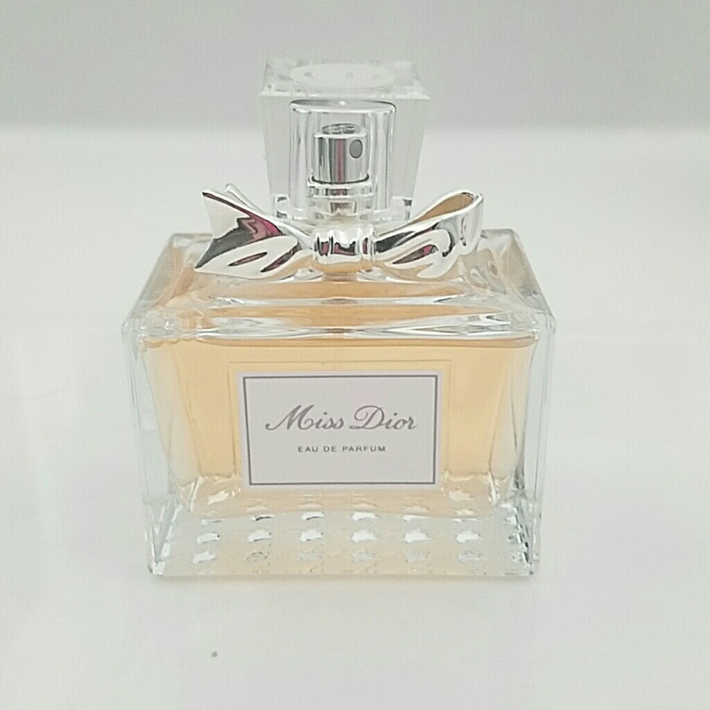 Miss Dior EAU DE PARUM