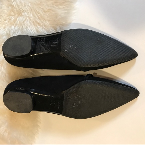 Suede flats Barneys Co-op size 9. - Picture 5 of 5