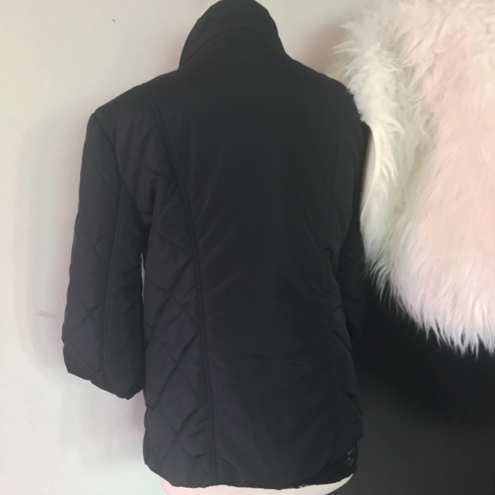 Feel the comfort Lightweight š§„ jacket - Picture 7 of 8