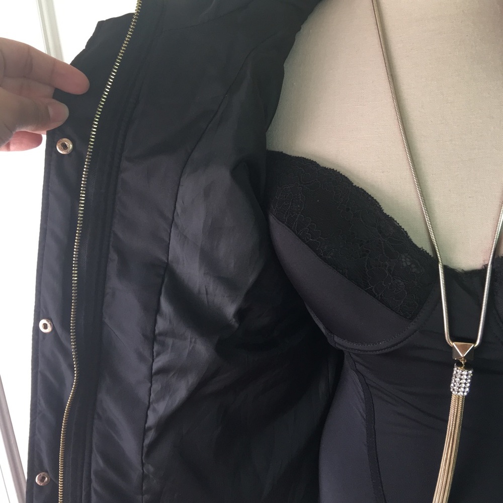 Feel the comfort Lightweight š§„ jacket - Picture 2 of 8