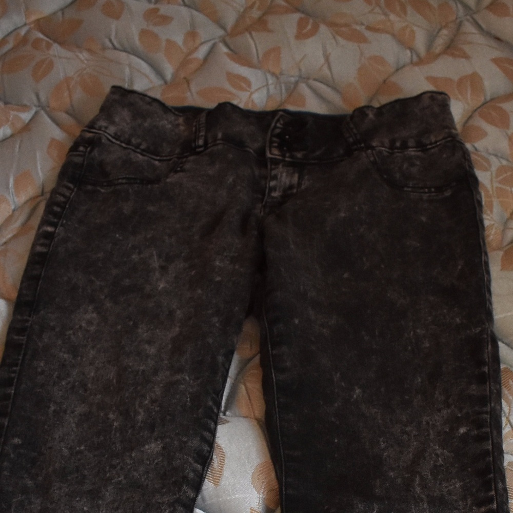Acid Wash Jeans