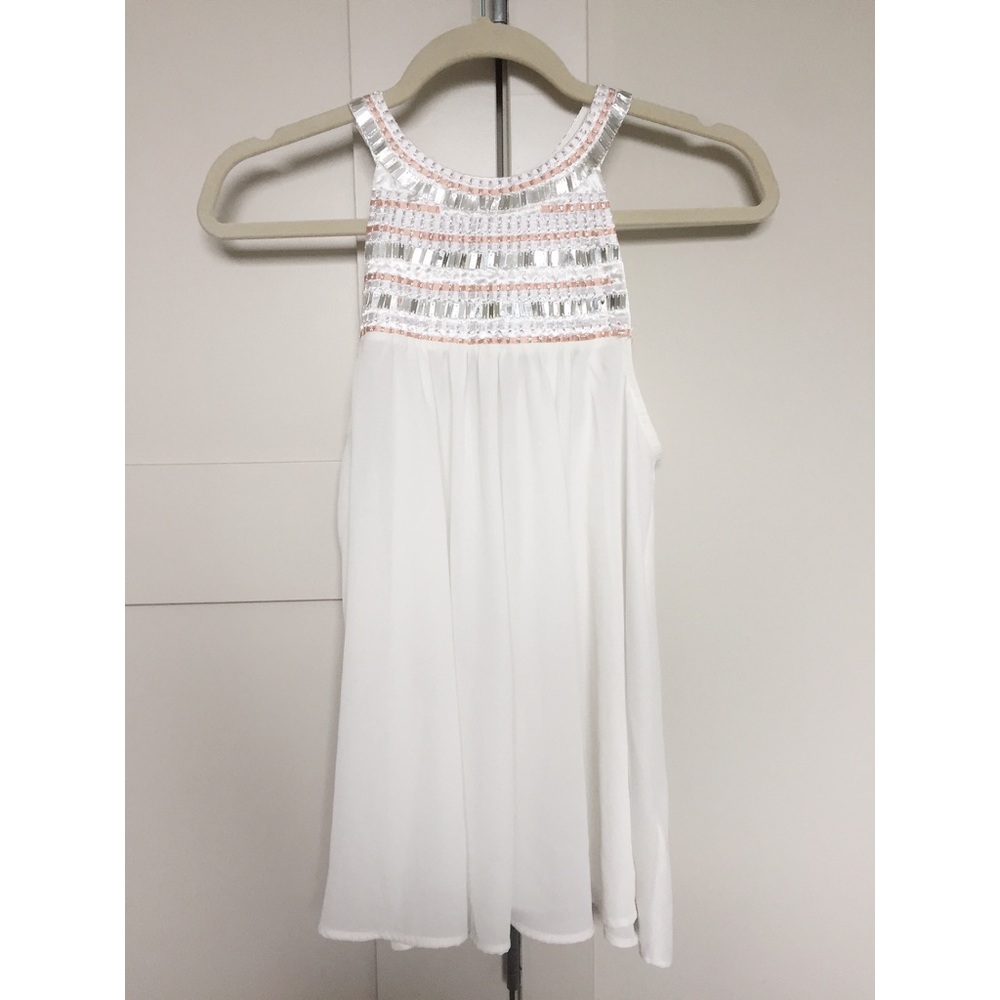 Francesca's Sleeveless Blouse