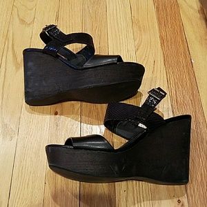 Steve Madden Black Wedge Sandals