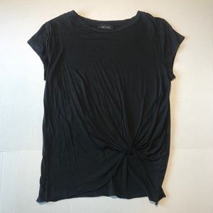 Black Knotted T-Shirt in Medium by Kaitlyn