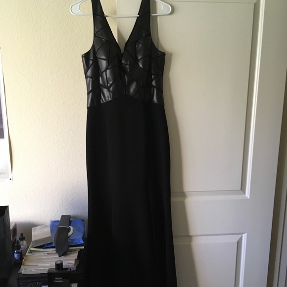Evening dress - Picture 2 of 3