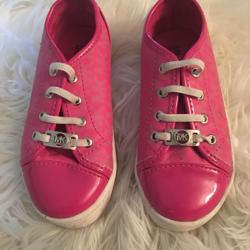 🛑💗SOLD🛑💗Michael Kors Sneakers