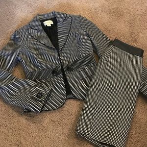 WHBM & AnnTaylor professional business suit. 🖤🖤