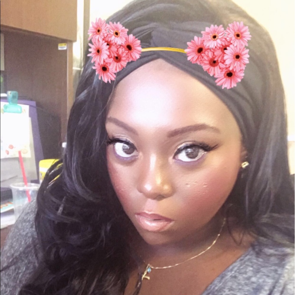 Meet your Posher, Tanesha