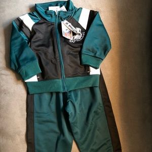 Philadelphia Eagles warm up suit