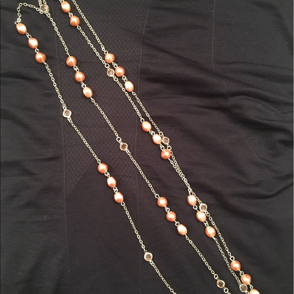 Lia Sophia long necklace - light rose pearls