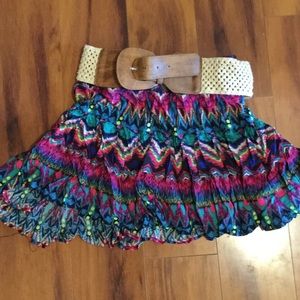 Rue 21 skirt size Medium. Comes with cute belt.