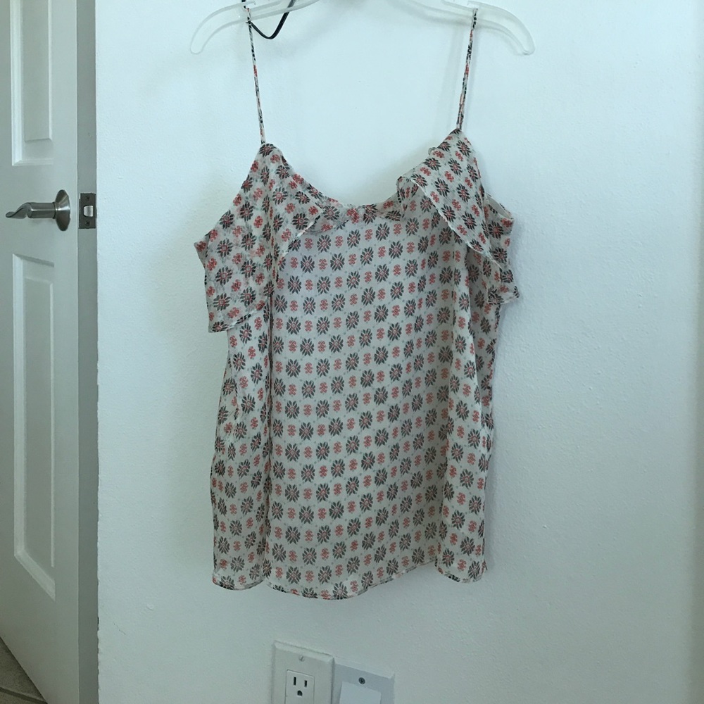 Patterned top