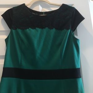 Emerald Suite 7 sheath dress with lace accent