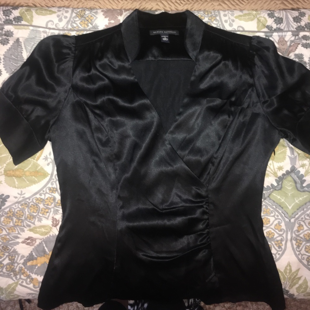 Sz 4 Banana Republic Silk Tulip Shirt