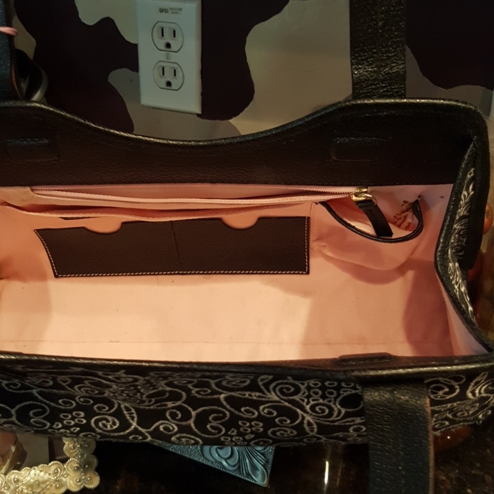 Designer Bag - Picture 3 of 3