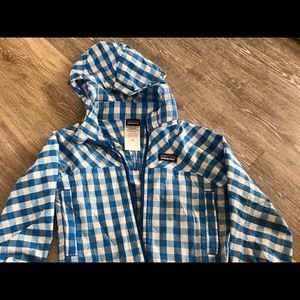 Patagonia boys 3T light jacket.