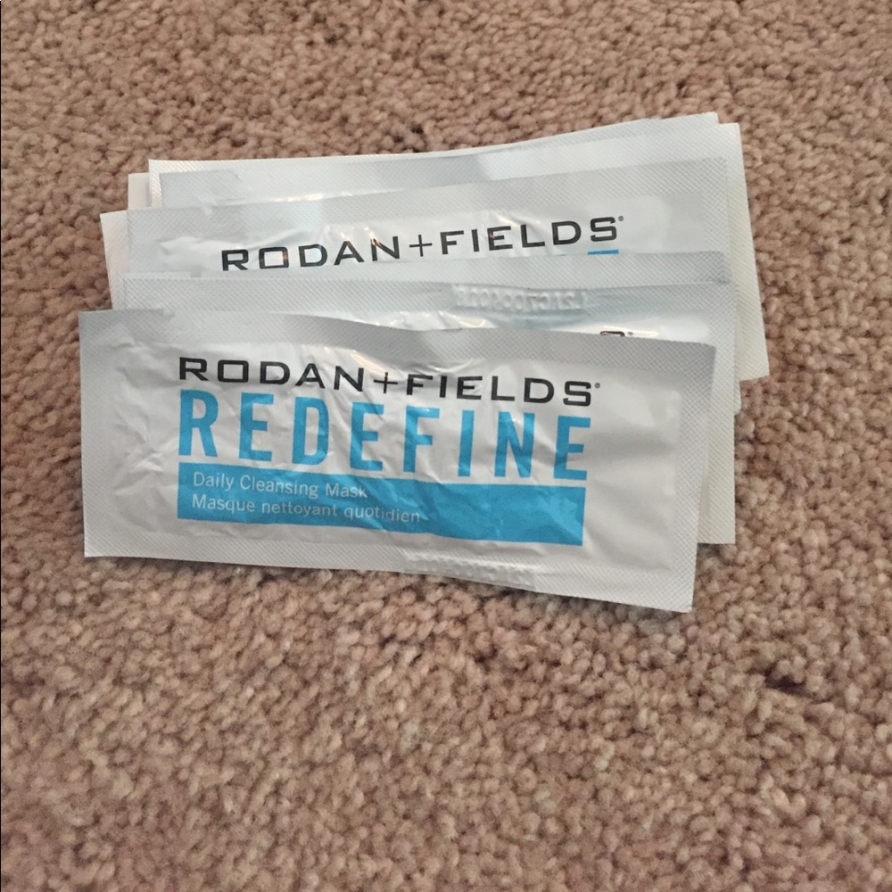 10 Rodan and Fields Daily Cleansing Mask packets