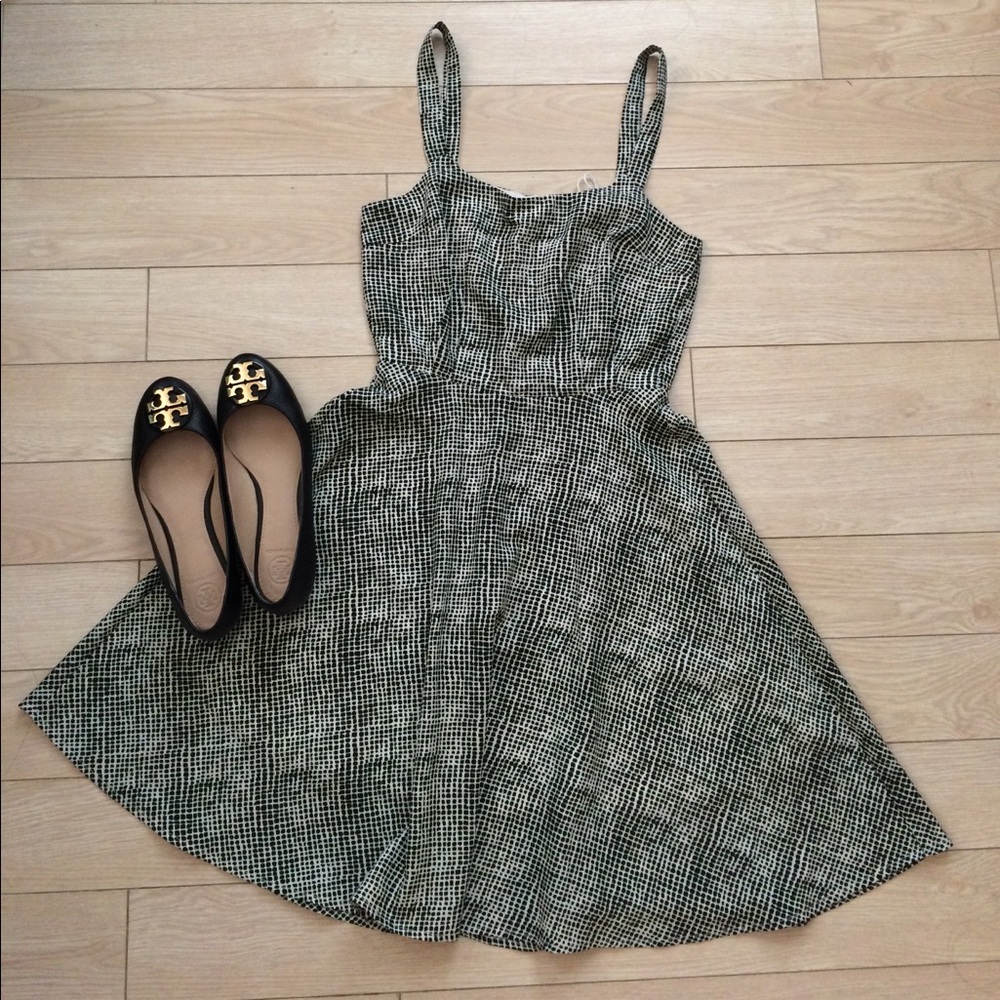 Isabel Lu Black & White Print Flared Dress