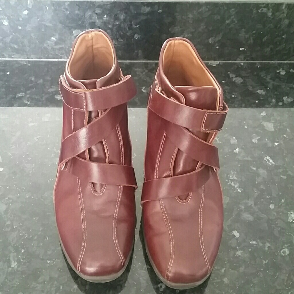 Leather boots