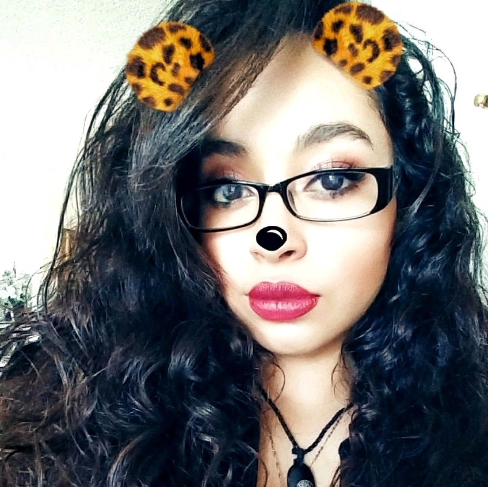 Meet your Posher, Samantha