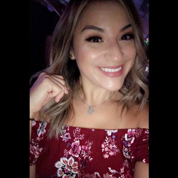 Meet your Posher, Vanessa - Picture 1 of 1