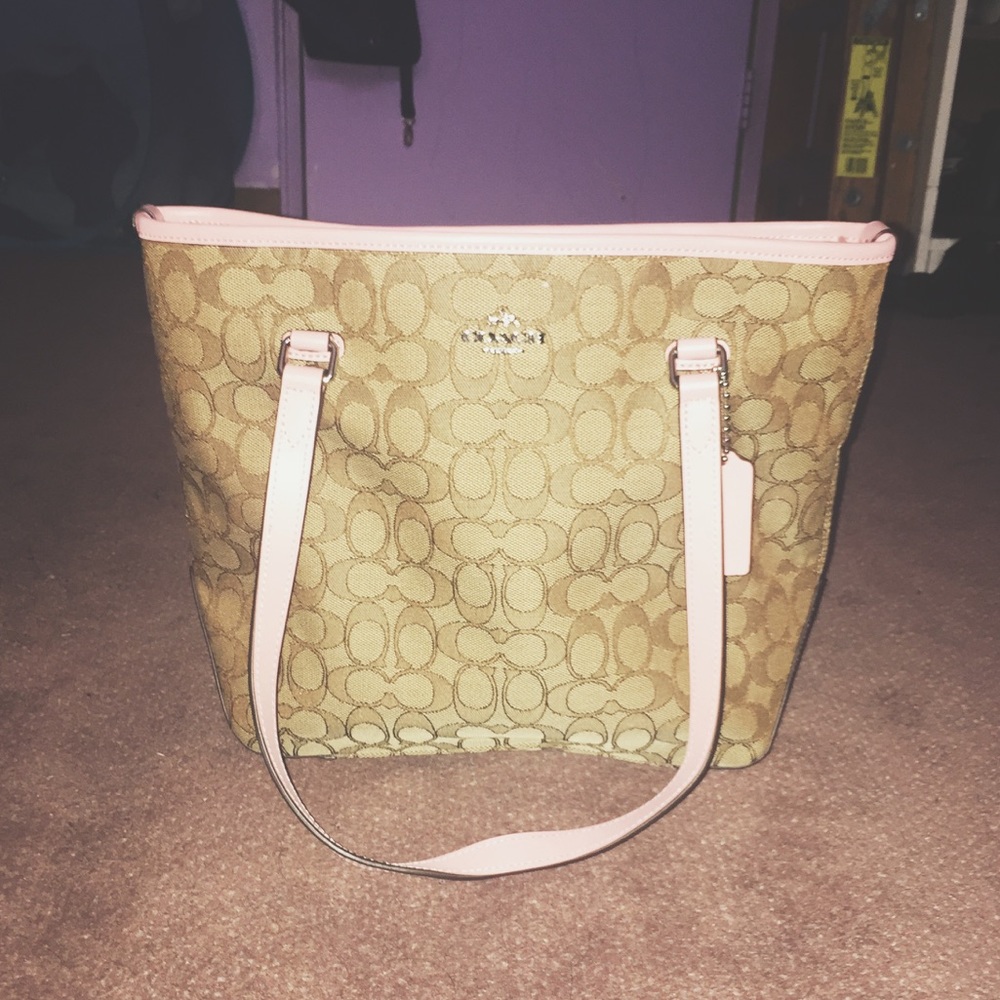 AUTHENTIC Coach Bag