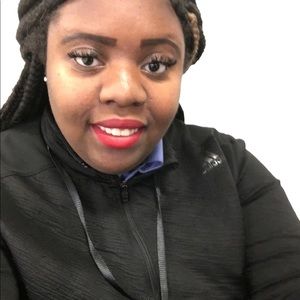 Meet your Posher, Tisha