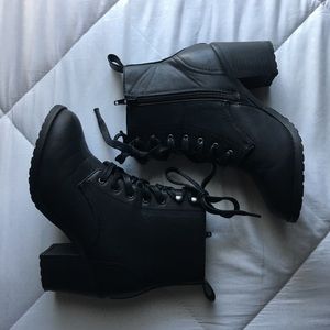 Black Boots