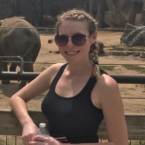 Meet your Posher, Carlee