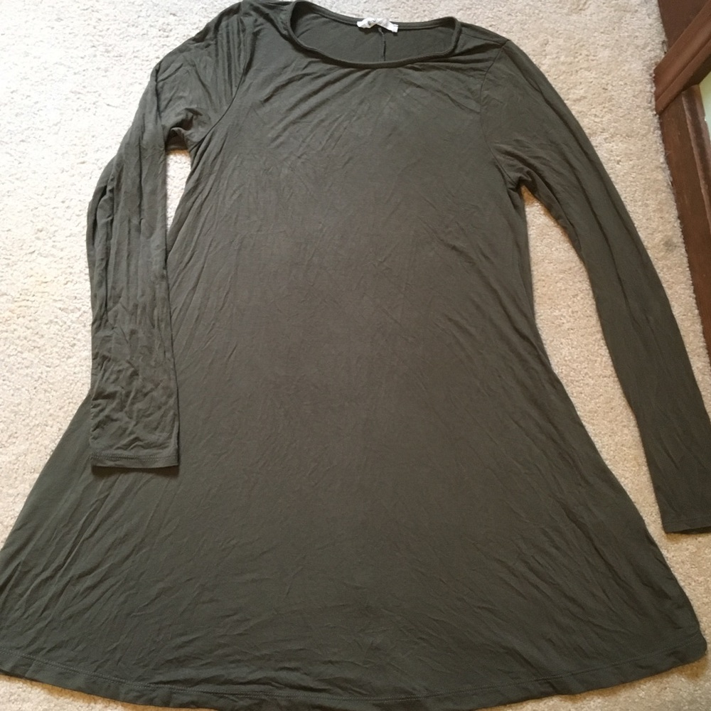 Green loose flowy dress