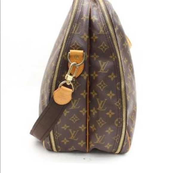❌❌SOLD❌❌ Louis Vuitton Travel Alize 2 Pouches - Picture 3 of 8