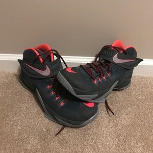 Lebron Soldier 8: Size 12