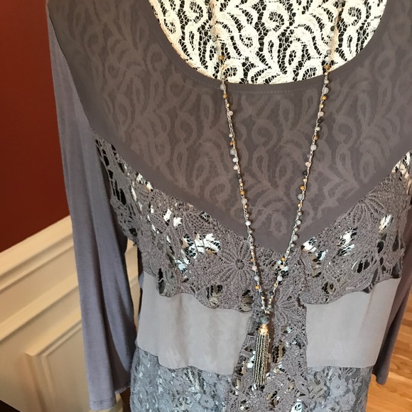 Top - Picture 2 of 5