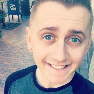 Meet your Posher, Kyle