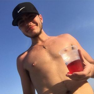 Meet your Posher, Fendi