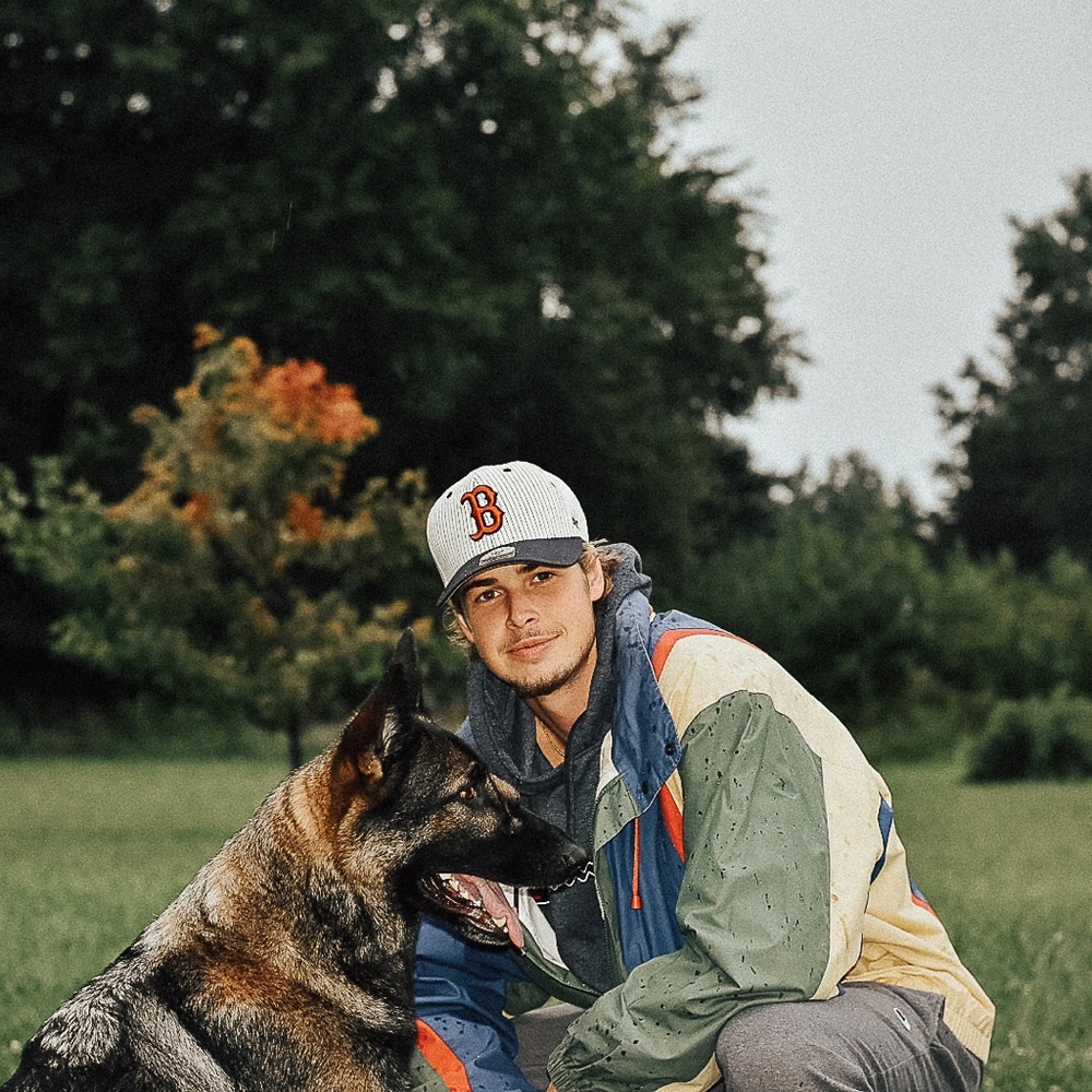 Meet your Posher, Conor