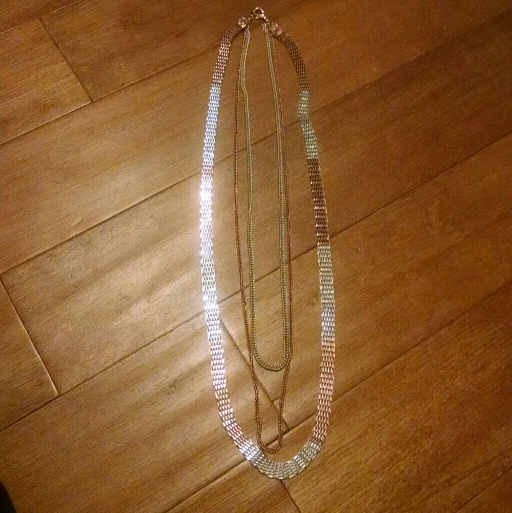 Long necklace