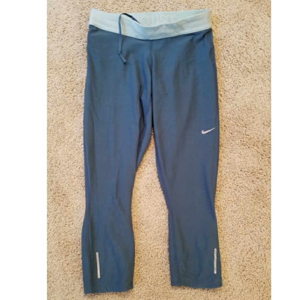 Nike leggings