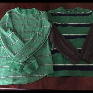 2 Boys Gap long sleeve shirts great condition
