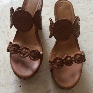 Jack Roger// tan wedges