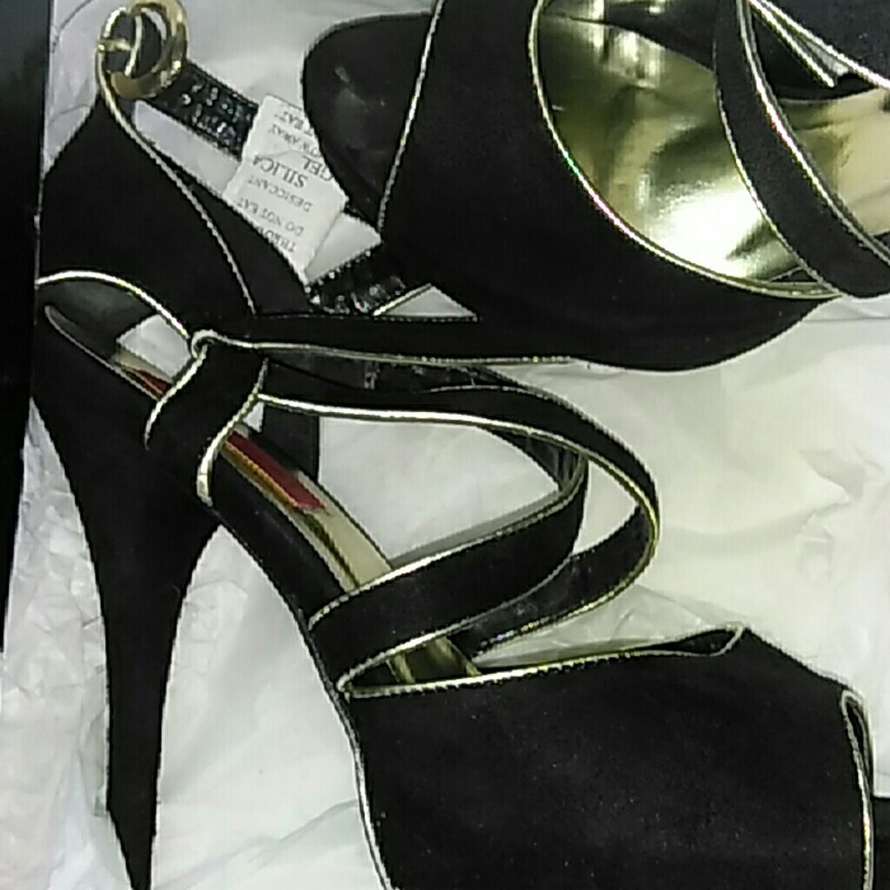 New heels - Picture 2 of 2