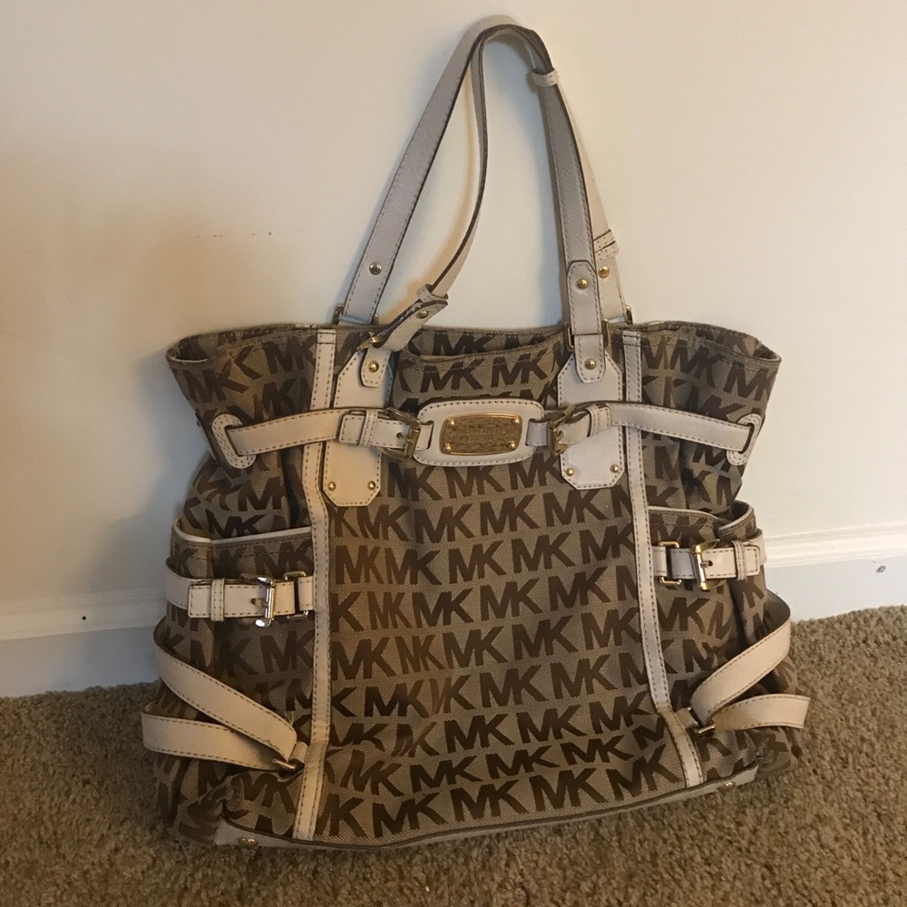 Michael kors tote