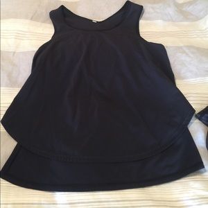 Size 6 Lulu hi lo tank