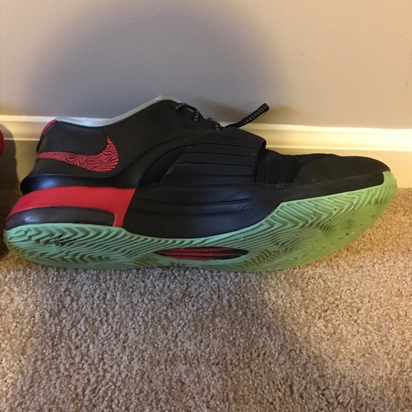 KD 7 Good Apples: Size 12 - Picture 2 of 5