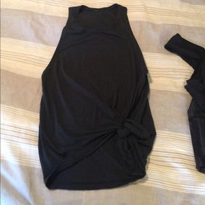 Lulu size 4 tie side tank