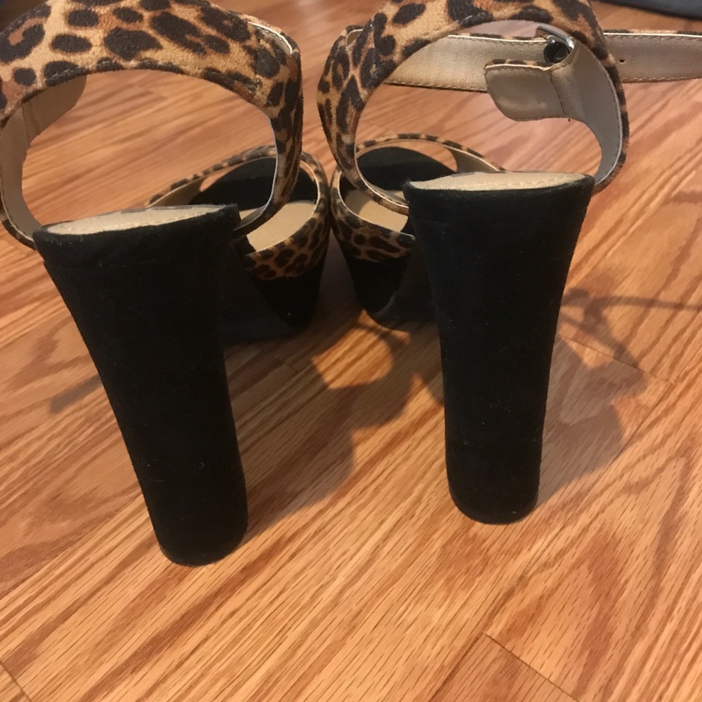 Leopard print platforms - Picture 3 of 3