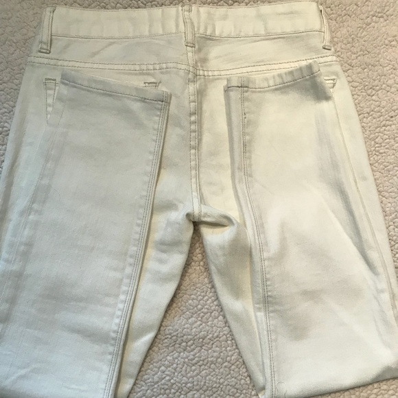 Aeropostale - Picture 4 of 5