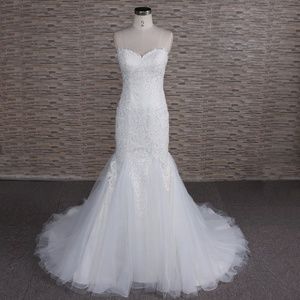 new semi-Sweetheart neckline wedding